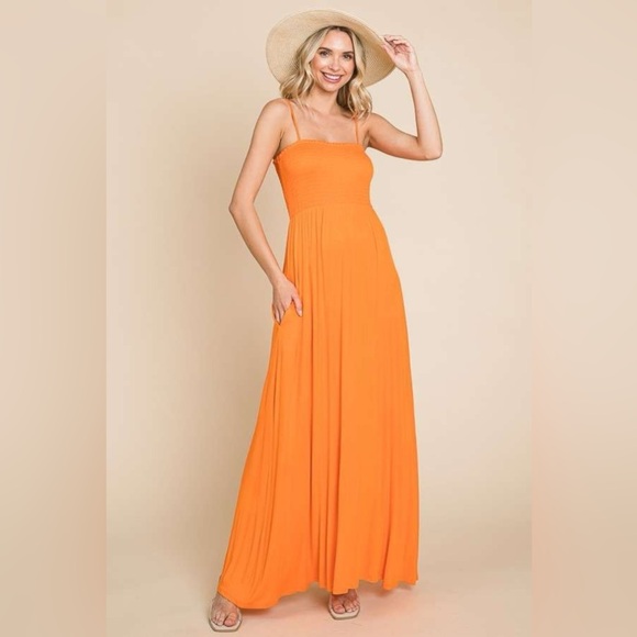 Culture Code Full Size Smocked Cami Maxi Dress with Pockets - Picture 4 of 4